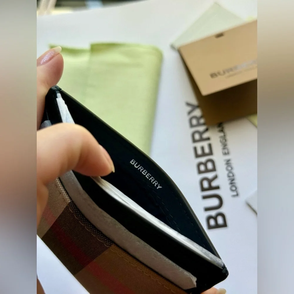 Burberry sandon canvas